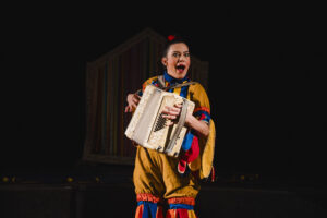 Dragão do Mar reúne teatro, circo, dança, música, hip hop e atividades infantis