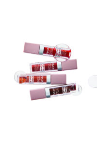 Avon lança ativo queridinho do skincare em novo gloss da linha Tratamake Lip Gloss Peptídeos