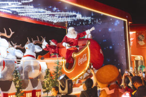 Com Caravana Coca-Cola e sobrevoo de helicóptero, Papai Noel chega ao Iguatemi Bosque dia 8 de novembro