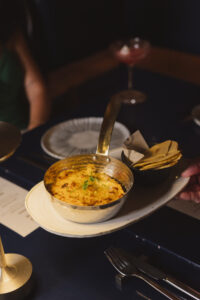 NOM Frutos do Mar apresenta menu especial de lagosta antes do início do defeso